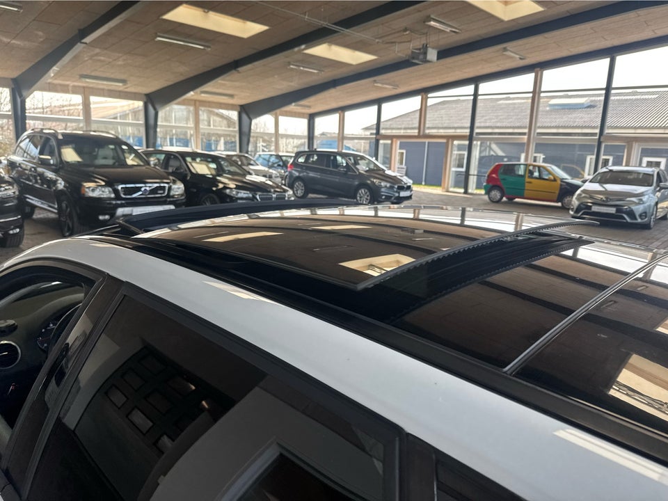 Audi A3 1,6 TDi Attraction Sportback 5d