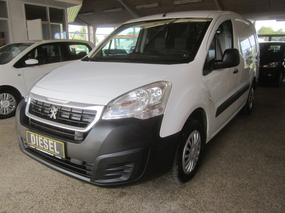 Peugeot Partner 1,6 BlueHDi 100 L2 Flex Van 5d