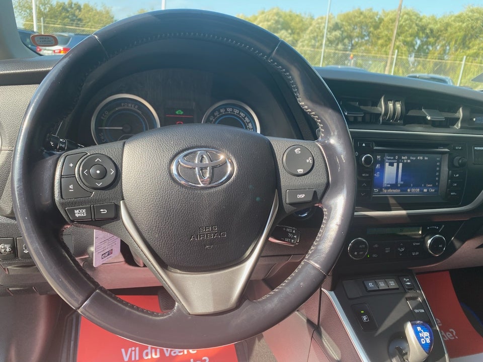 Toyota Auris 1,8 Hybrid H2 Premium Touring Sports CVT 5d