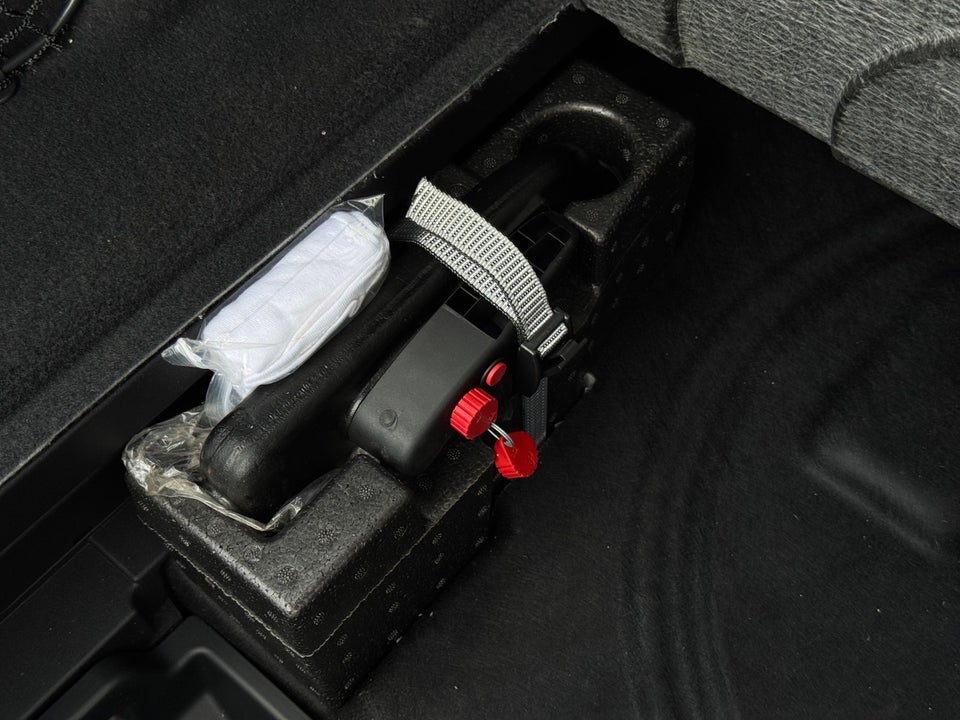 Audi e-tron 55 S-line Sportback quattro 5d