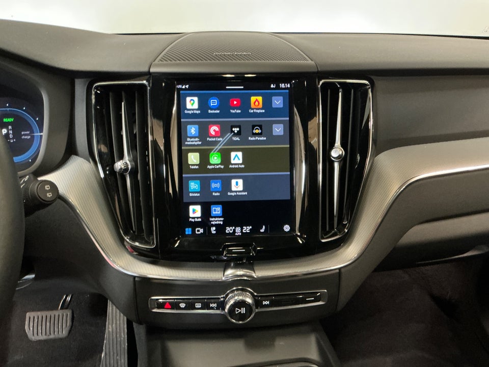 Volvo XC60 2,0 T6 ReCharge Plus Dark aut. AWD 5d