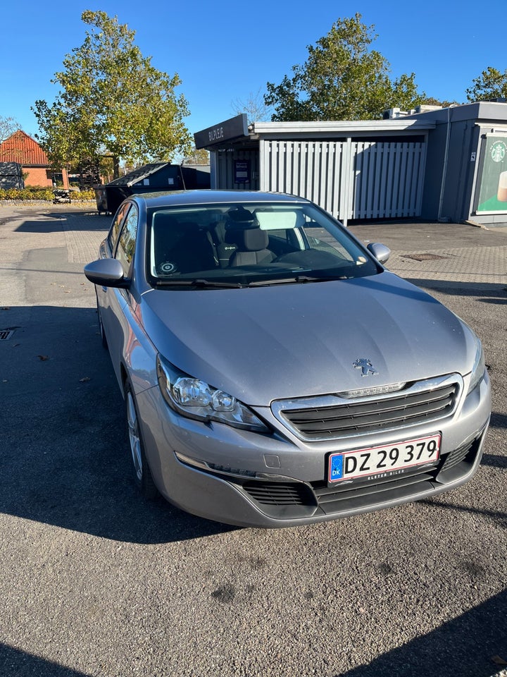 Peugeot 308 1,2 e-THP 110 Active 5d