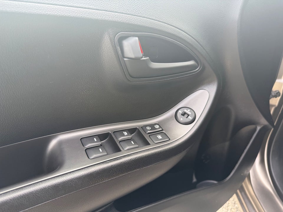 Kia Picanto 1,0 MPi Advance 5d
