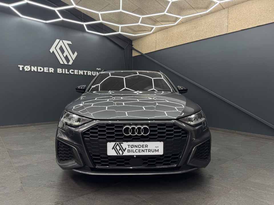 Audi A3 40 TFSi e S-line Sportback S-tr. 5d