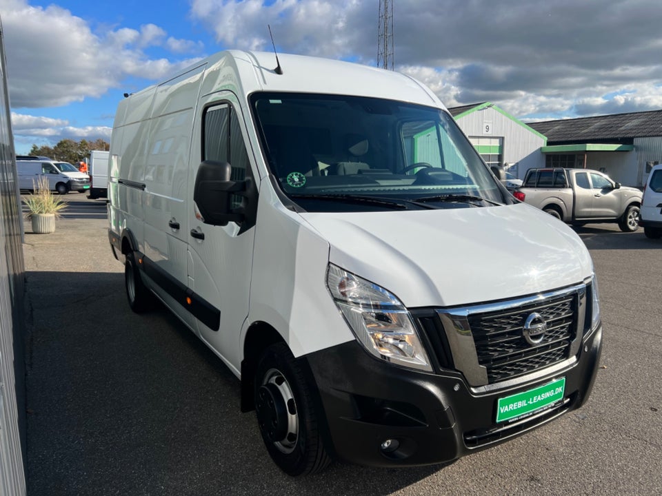 Nissan Interstar 2,3 dCi 165 L4H2 N-Connecta Van RWD