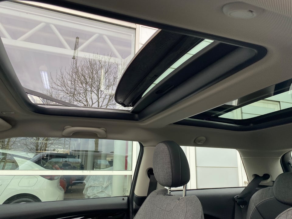 MINI Cooper SE Edition Premium Plus 3d