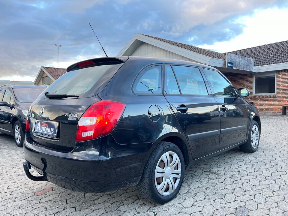 Skoda Fabia 1,2 TSi 86 Ambiente Combi 5d