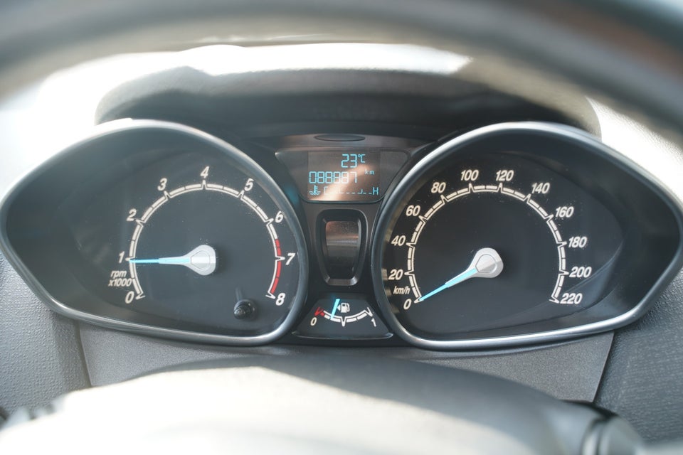 Ford Fiesta 1,0 65 Titanium 5d