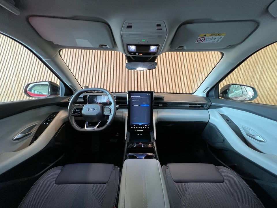 Ford Explorer 79 Select Extended Range AWD 5d