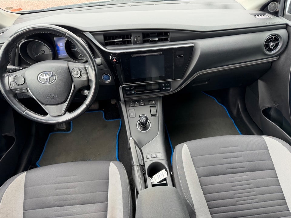Toyota Auris 1,8 Hybrid H2 Comfort Touring Sports CVT 5d