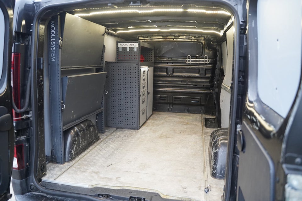 Renault Trafic T29 1,6 dCi 145 L2H1