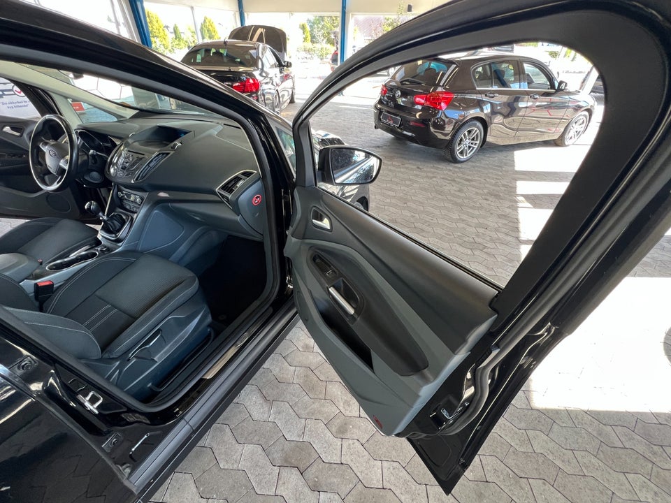 Ford C-MAX 1,0 SCTi 100 Titanium 5d