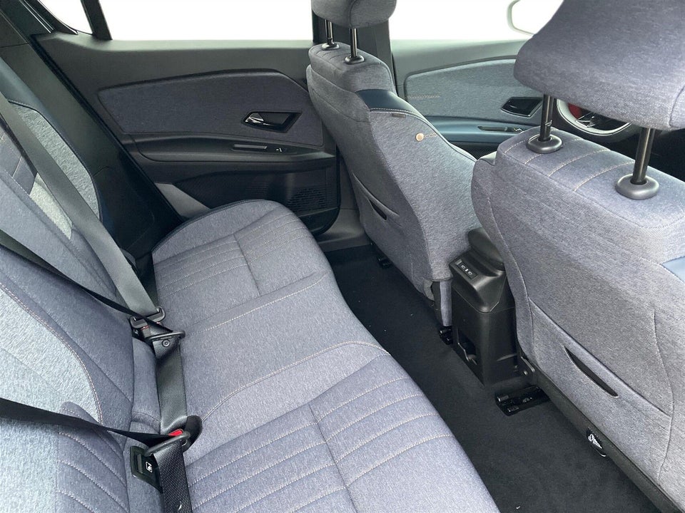 Renault 4 E-Tech 52 Techno 5d