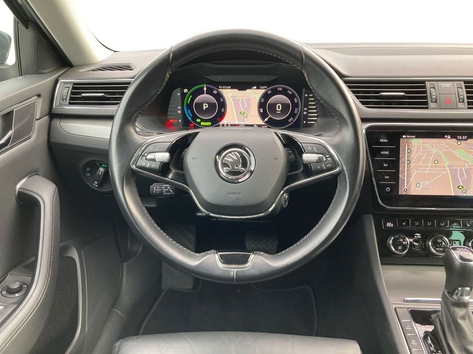 Skoda Superb 1,4 TSi iV Combi DSG 5d