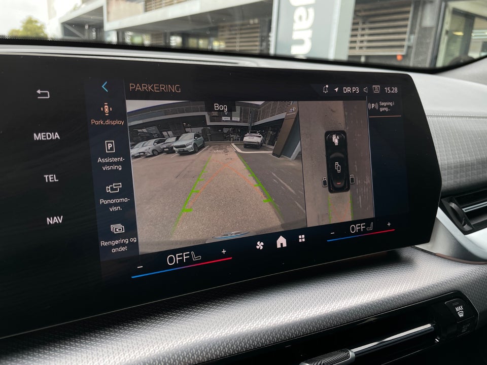 BMW iX2 eDrive20 5d