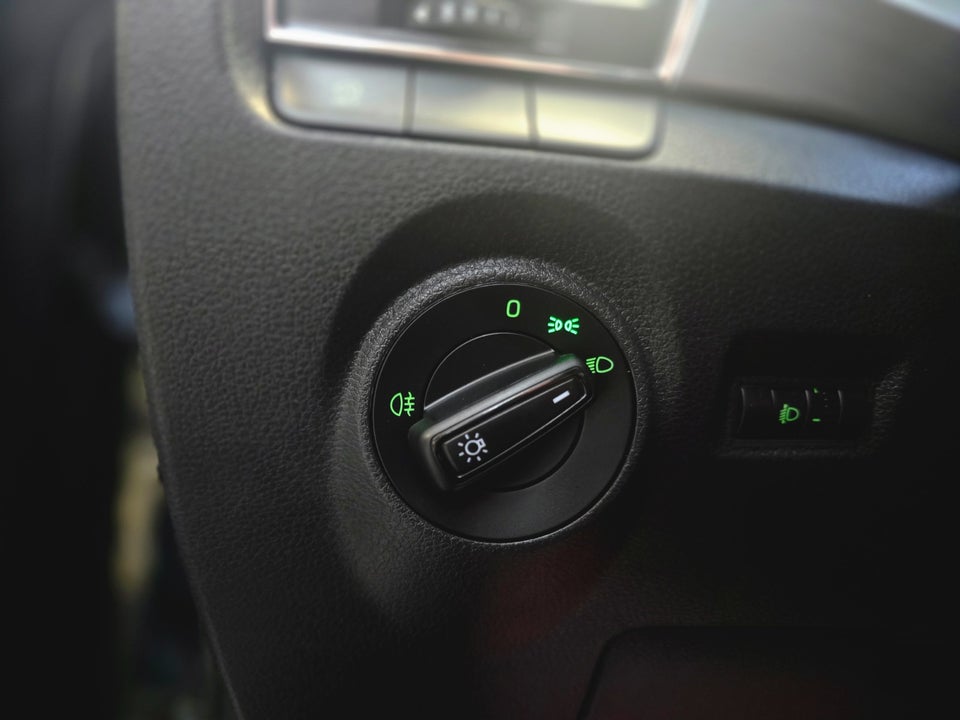 Skoda Fabia 1,0 MPi 60 Ambition Combi 5d