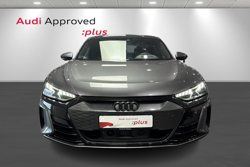 Audi e-tron GT pro quattro 4d
