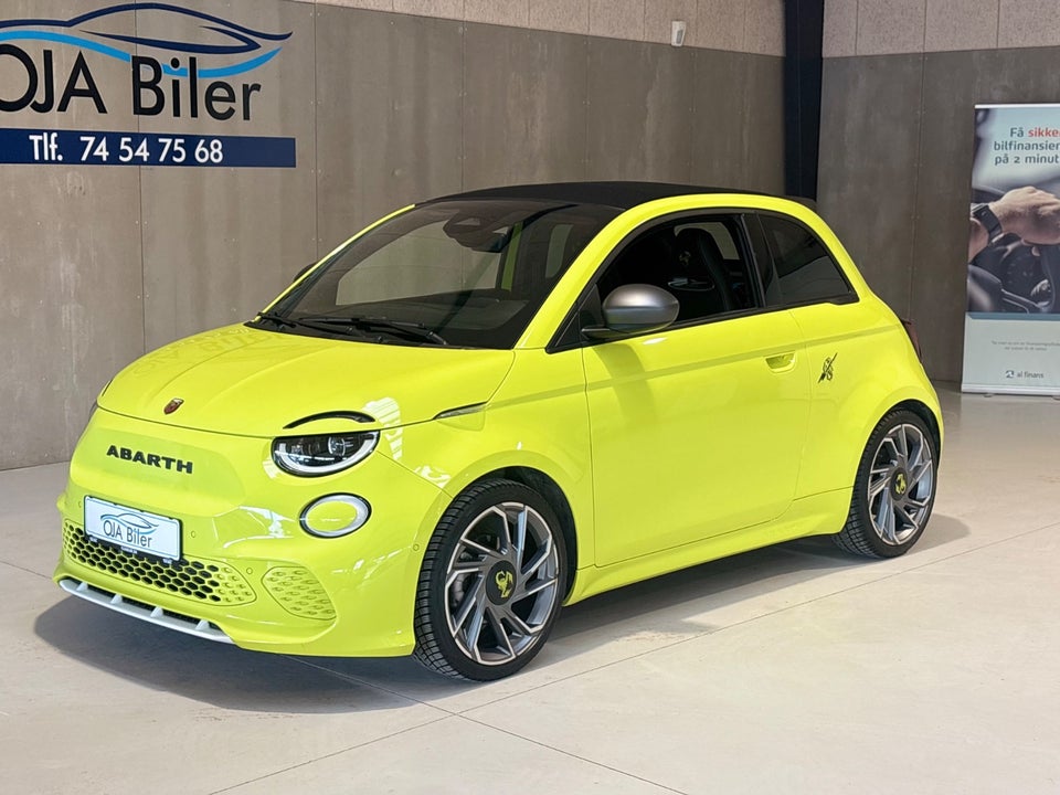 Abarth 500e Turismo Cabrio 2d