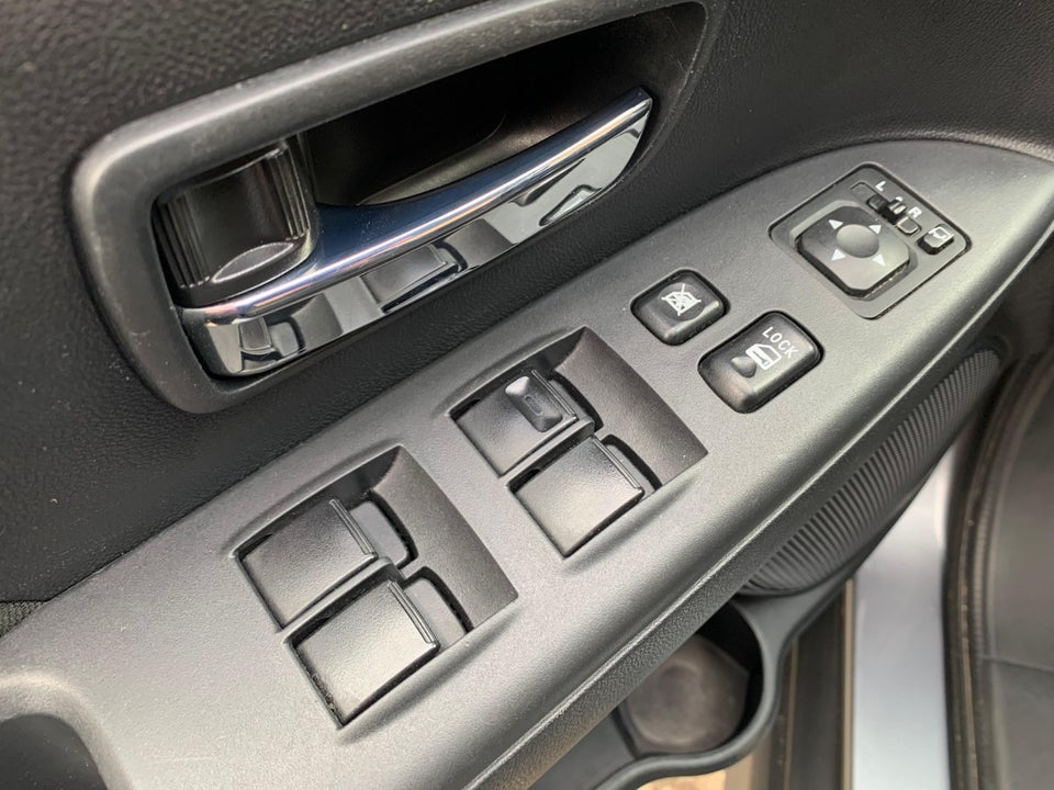 Mitsubishi ASX 1,6 Intense 5d