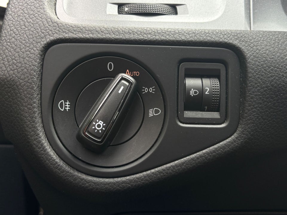 VW Golf VII 1,4 TSi 125 Style BMT 5d
