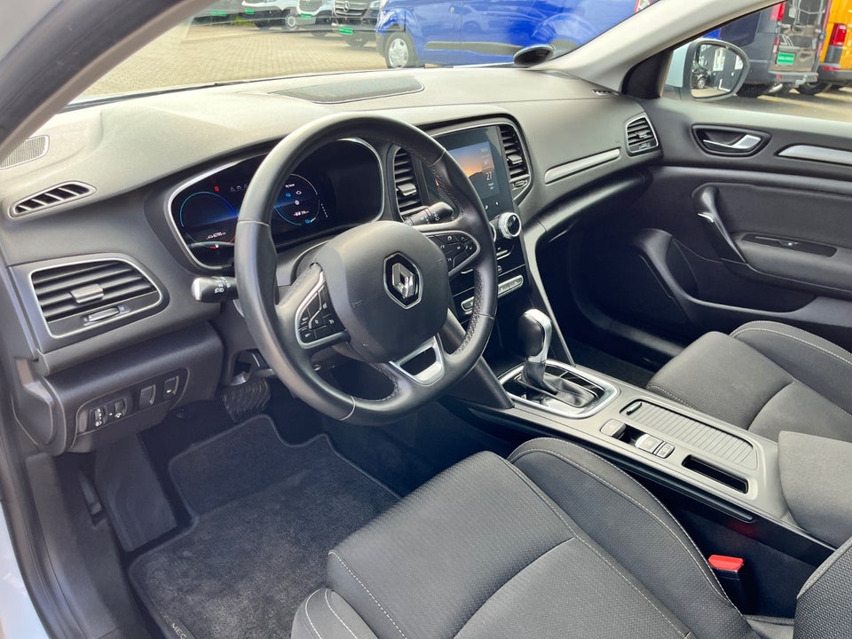 Renault Megane IV 1,6 E-Tech Zen Sport Tourer Van 5d