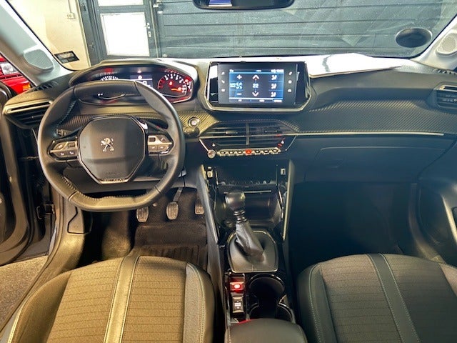 Peugeot 208 1,2 PureTech 100 Allure 5d