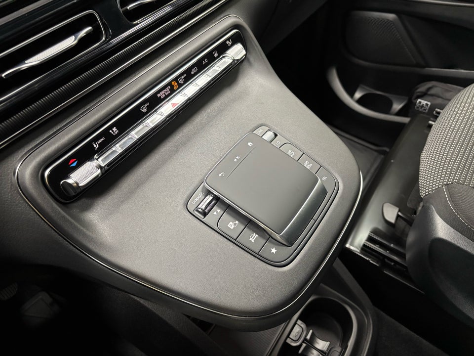 Mercedes EQV300 L