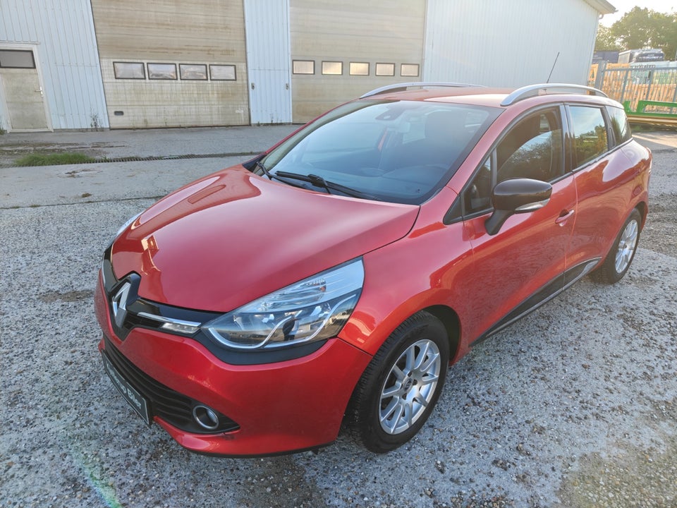 Renault Clio IV 0,9 TCe 90 Expression Sport Tourer 5d