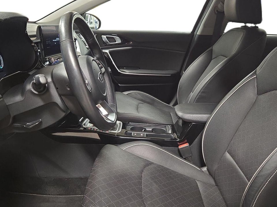 Kia Ceed 1,6 PHEV Upgrade+ SW DCT 5d