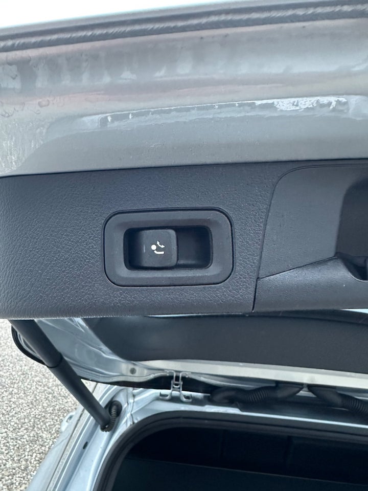 Mercedes EQB300 AMG Line 4Matic 5d