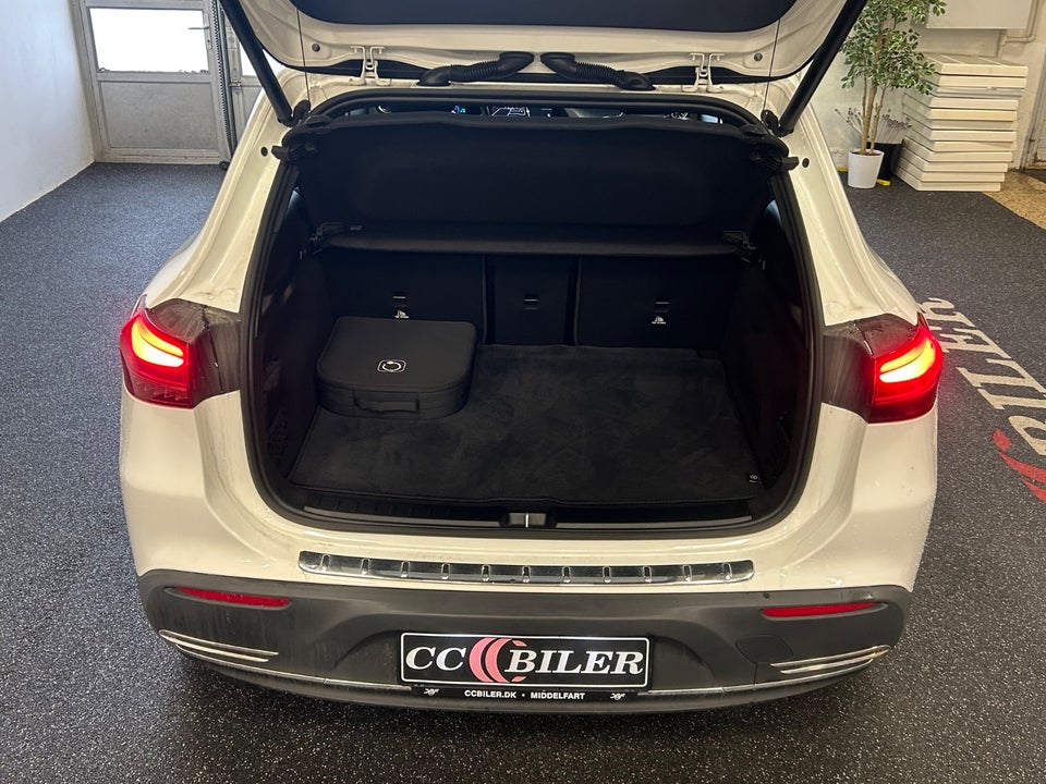 Mercedes EQA250+ Progressive 5d
