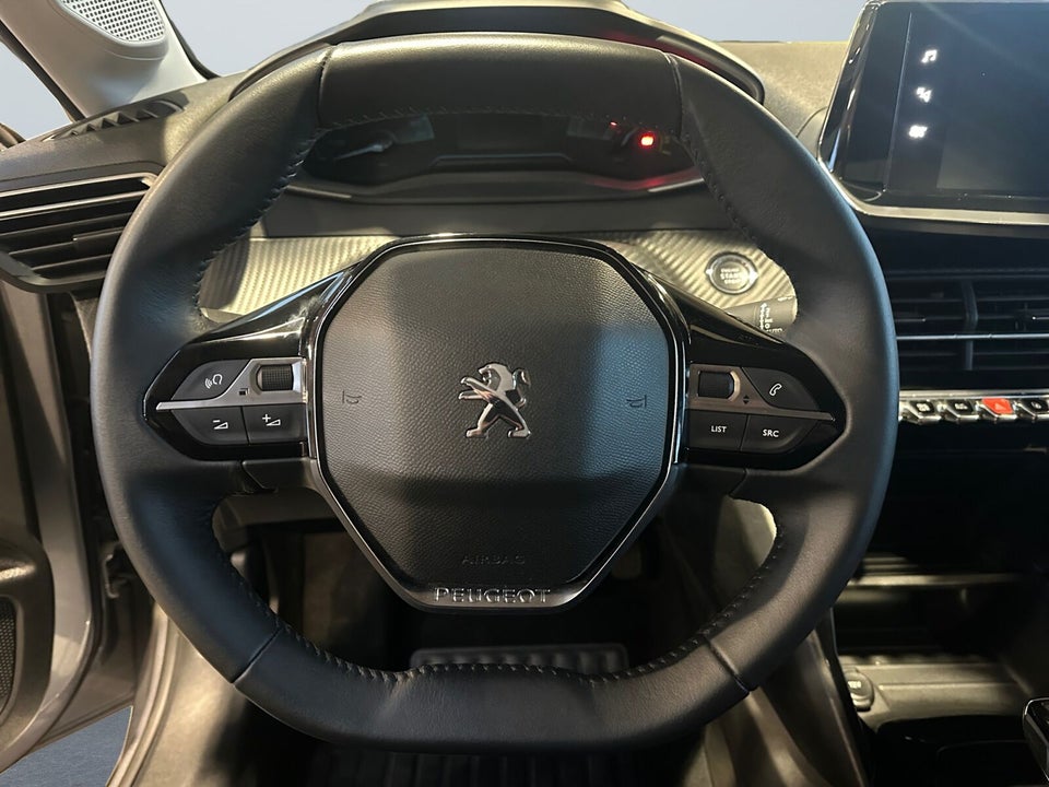 Peugeot e-208 50 Active 5d