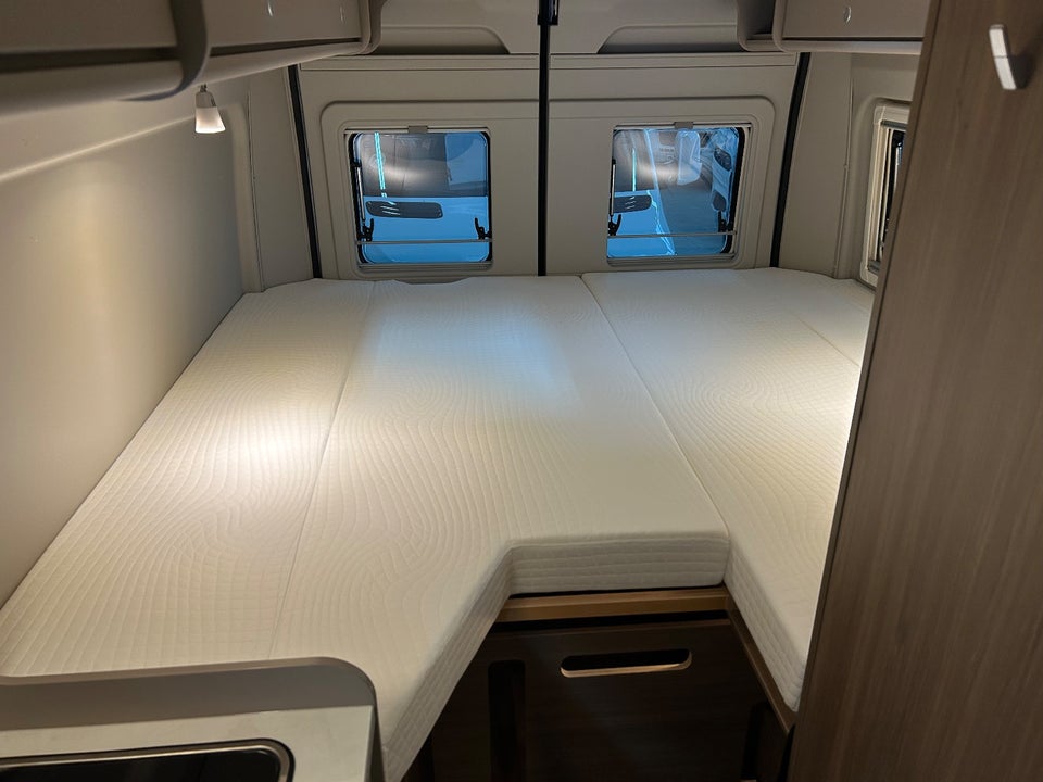 Carado CV640 PRO+ 2,3 JTD 140 aut. 3d