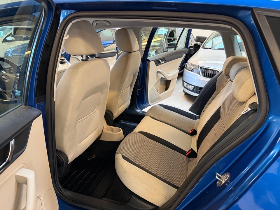 Skoda Rapid 1,4 TSi 122 Elegance Spaceback DSG GreenTec 5d