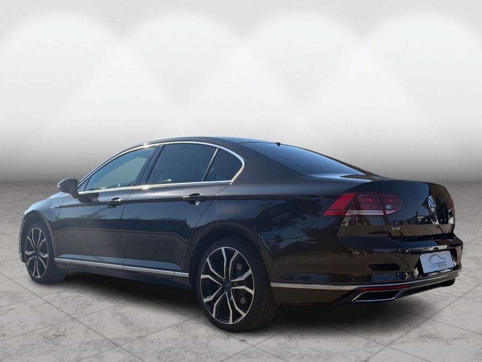 VW Passat 1,4 GTE DSG 4d