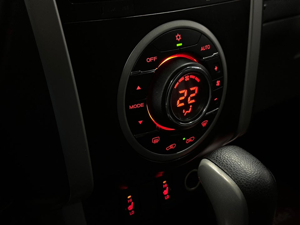 Isuzu D-Max 2,5 TD 163 Crew Cab Exclusive aut. 4d