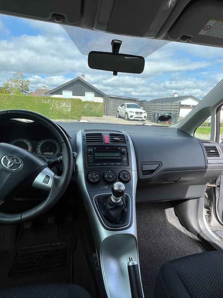 Toyota Auris 1,6 T2 5d