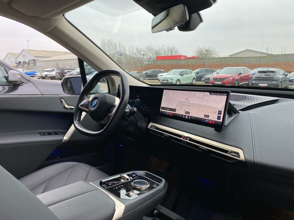 BMW iX xDrive40 Sport 5d