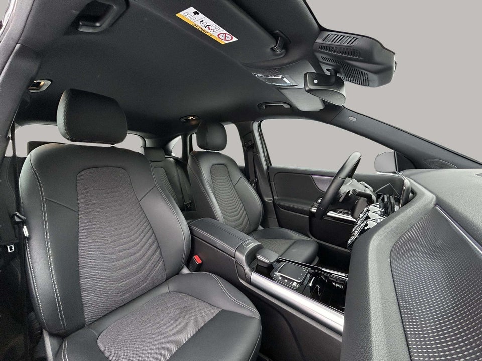 Mercedes EQA250+ Progressive 5d