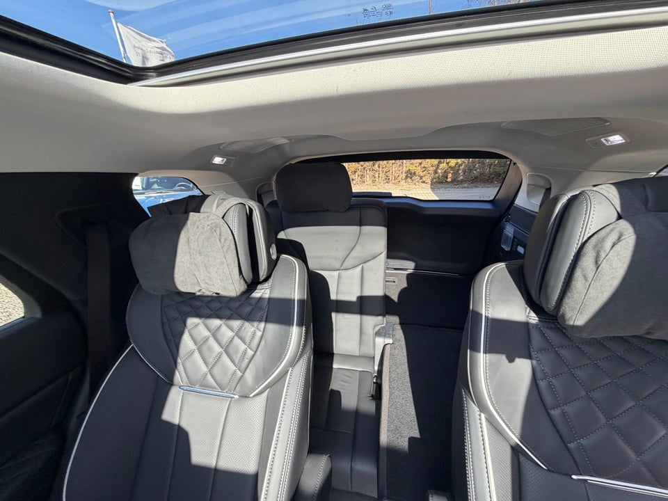 Hongqi E-HS9 99 Exclusive 5d