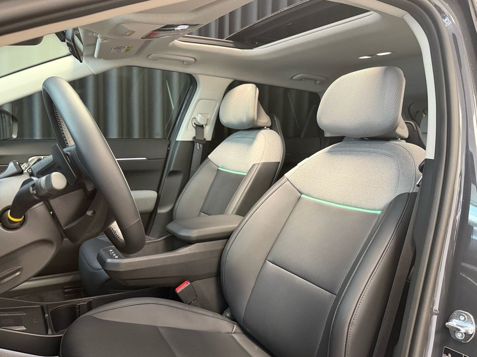 Kia EV4 81 Long Range Upgrade 5d