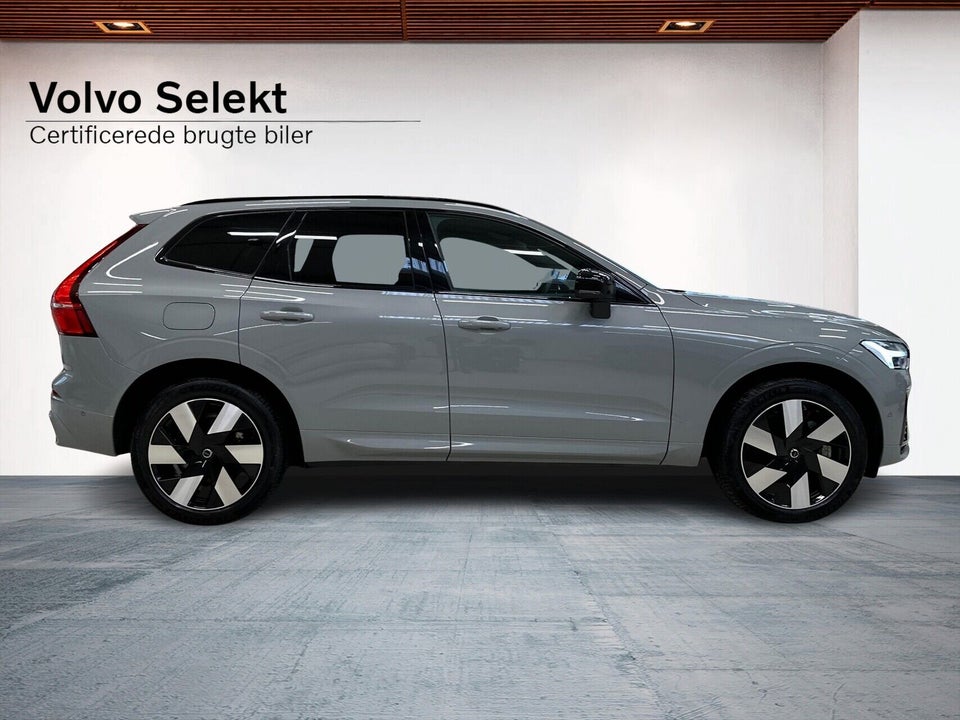 Volvo XC60 2,0 T8 ReCharge Ultimate Dark aut. AWD 5d