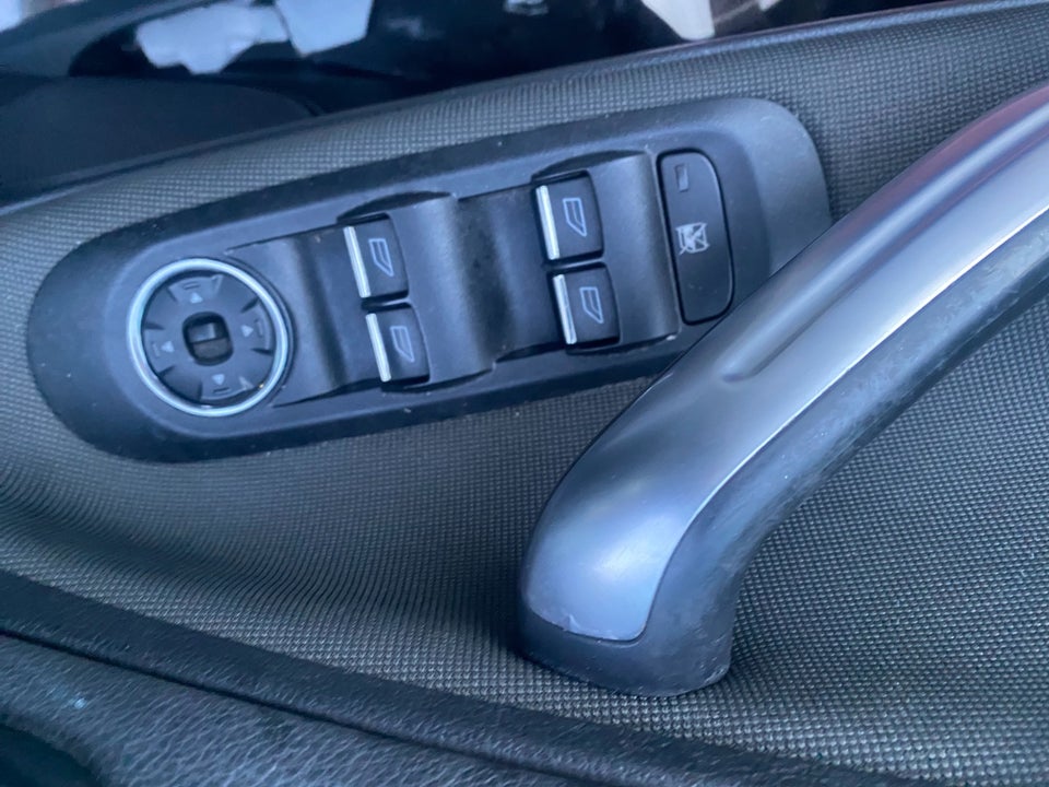 Ford S-MAX 1,8 TDCi 125 Trend 7prs 5d