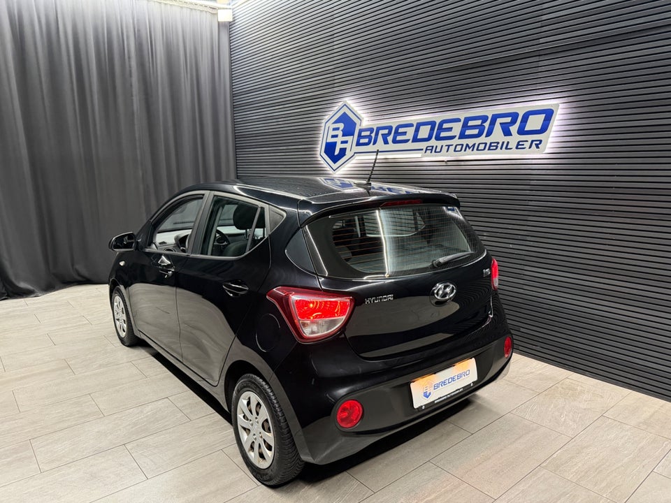 Hyundai i10 1,0 Touch 5d