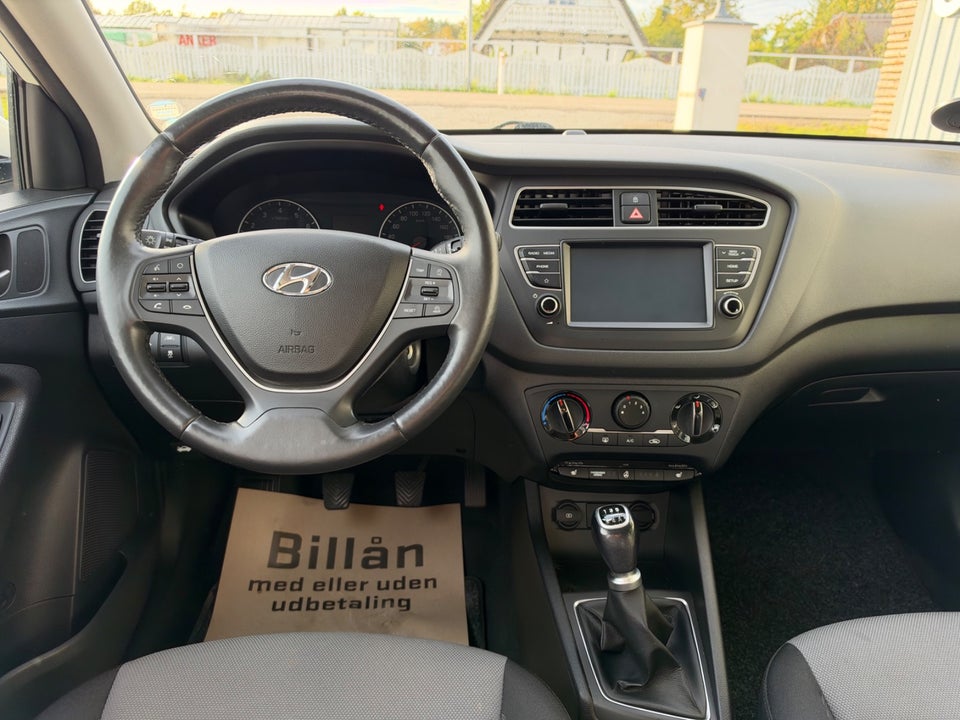 Hyundai i20 1,25 Style 5d