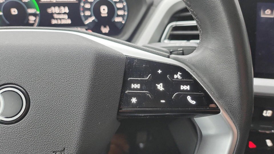 Audi Q4 e-tron 40 Advanced 5d