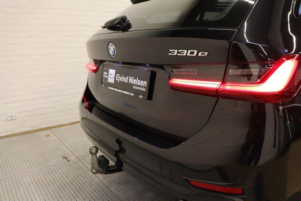 BMW 330e 2,0 Touring Sport Line aut. 5d