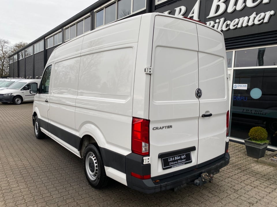 VW Crafter 35 2,0 TDi 140 Kassevogn L3H2