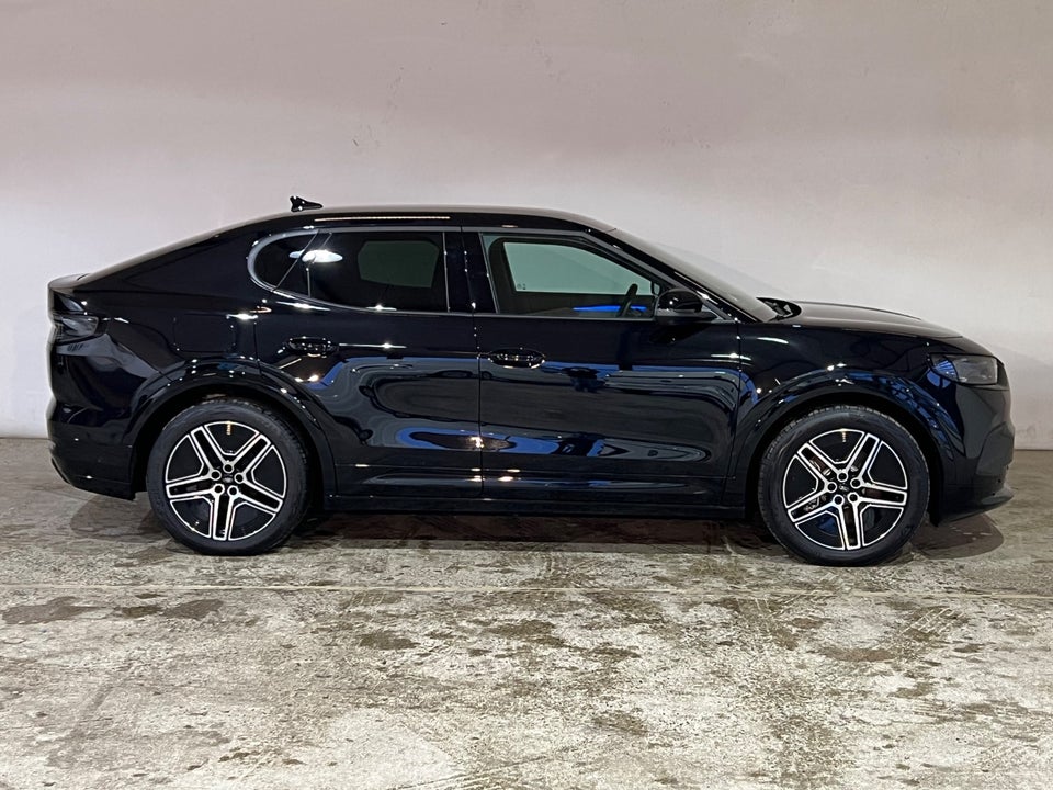 Ford Capri 84 Premium Extended Range AWD 5d