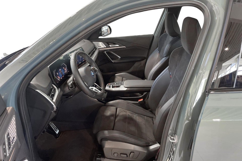 BMW iX1 eDrive20 M-Sport Pro 5d